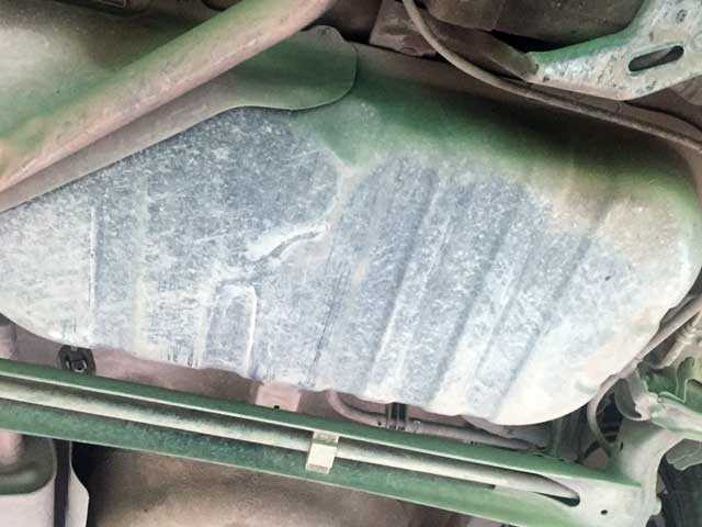 Càng bơm xăng đầy bình, càng phải trả nhiều tiền 'khống'