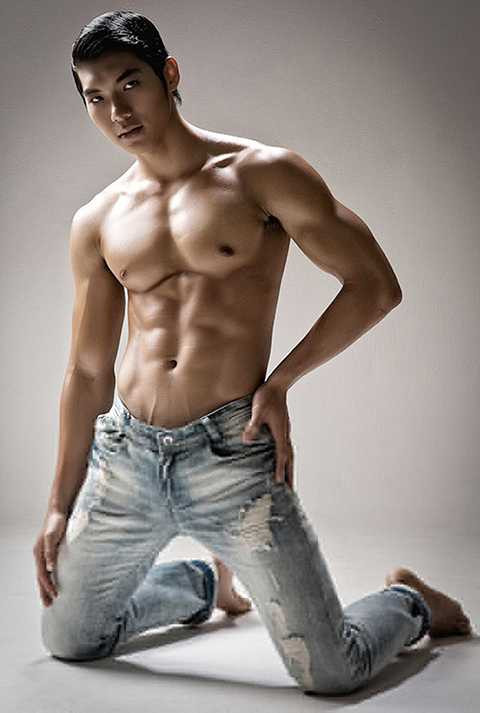 Trong số các ngôi sao 9X hiện nay, Trương Nam Thành đang là cái tên được kì vọng. Đặc biệt, anh cũng là nam nghệ sĩ được bình chọn sở hữu hình thể đẹp vào top đầu. Ngôi sao này cũng đang được kì vọng sẽ còn nhiều tiến xa trong sự nghiệp.