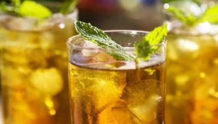 Choáng với những cổ phiếu không mua nổi nửa cốc trà đá