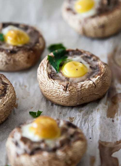 Nấm nhồi trứng cút cho bữa sáng tối giản nhưng đủ chất