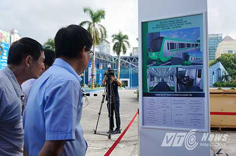 Đoàn tàu mẫu tuyến đường sắt đô thị Cát Linh – Hà Đông sẽ được trưng bày tại vị trí sân trước nhà A1, khu vực cạnh đài phun nước - Trung tâm triển lãm Giảng Võ từ ngày 29/10 tới ngày 31/11/2015.