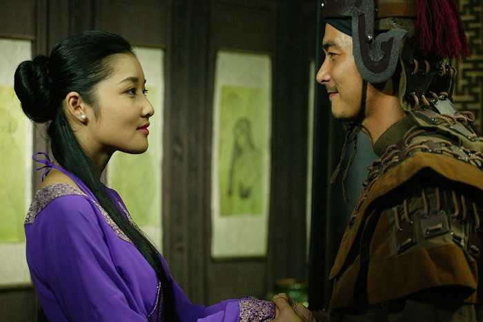 Thế nên dù ở trên phim hay ngoài hậu trường, ánh mắt Quách Ngọc Ngoan dành cho Triệu Thị Hà luôn dịu dàng và vô cùng trìu mến.