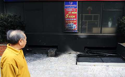 Người dân lo lắng bất an khi hàng loạt vụ cháy chung cư xảy ra Người dân lo lắng bất an khi hàng loạt vụ cháy chung cư xảy ra