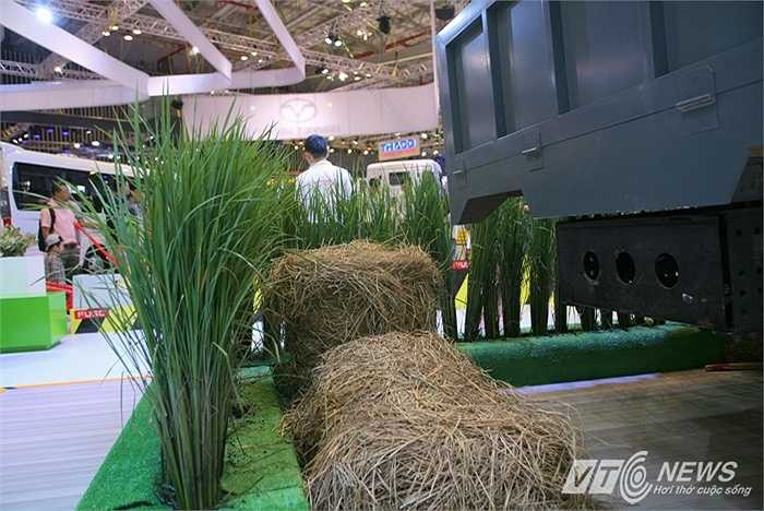 Tề tựu tại Vietnam Motor Show 2015 là các thương hiệu hàng đầu như Fuso, Hyundai, Hino và Kamaz.