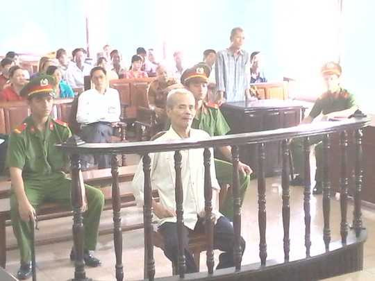 Phiên tòa xét xử Lý Á Đức sáng 30/10