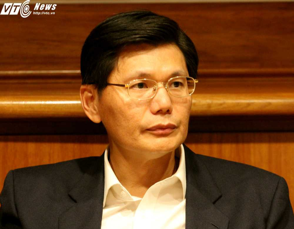 Bác sĩ Tan Jee Lim