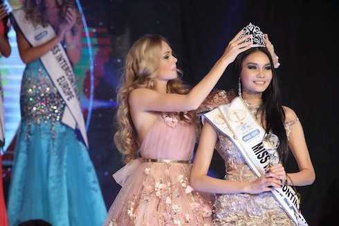 Hoa hậu đương nhiệm, đại diện của Thái Lan (2014) – HH Phatereporn Wang