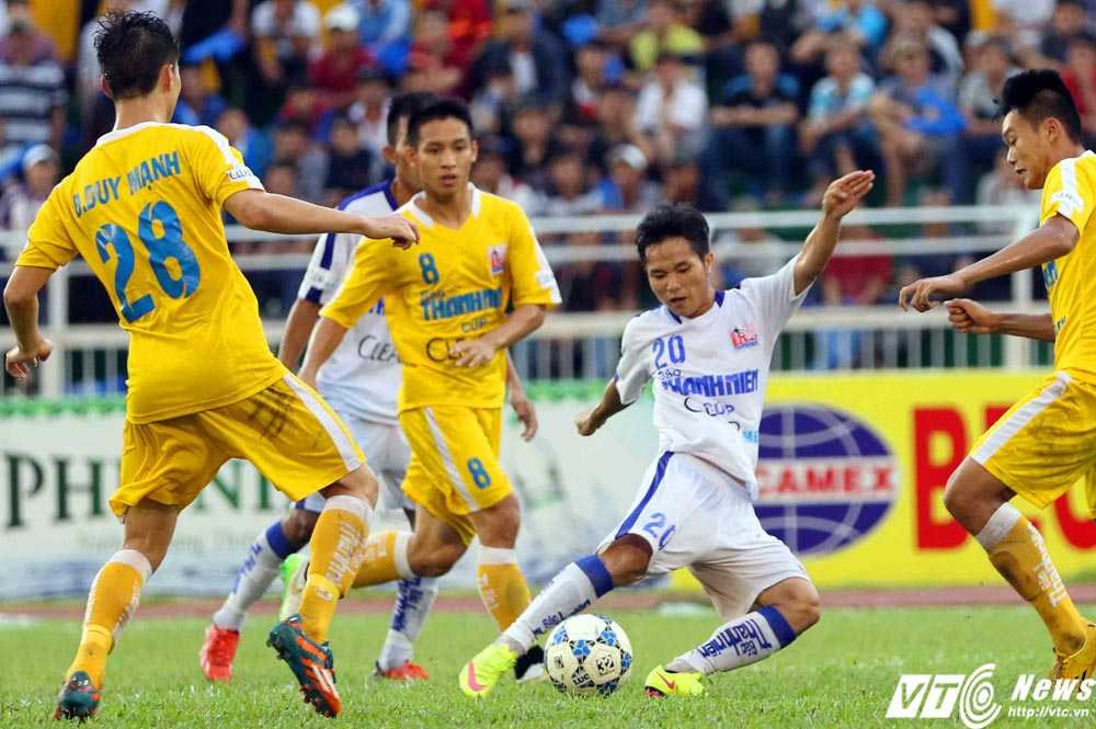 U21 An Giang không thể đánh bại U21 Hà Nội T&T vượt trội về chuyên môn, kinh nghiệm thi đấu (Ảnh: Quang Minh)