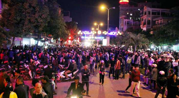 Ảnh: Hiện trường 4 người chết trong cửa hàng điện máy