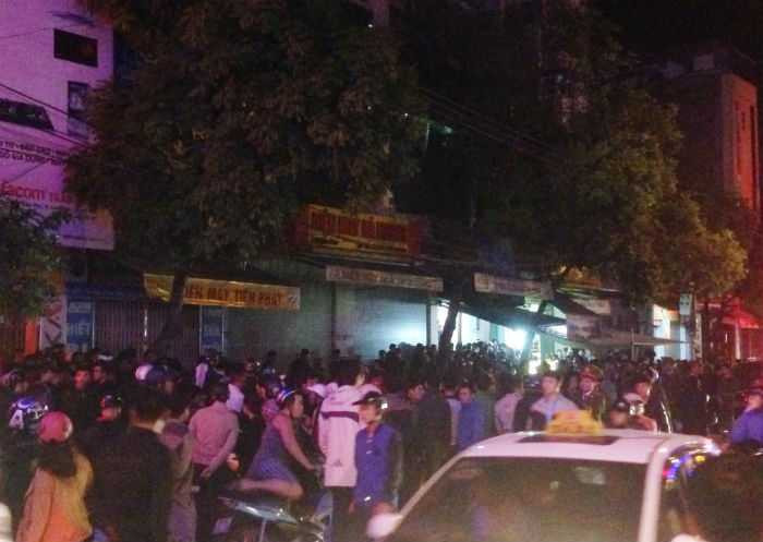 Ảnh: Hiện trường 4 người chết trong cửa hàng điện máy