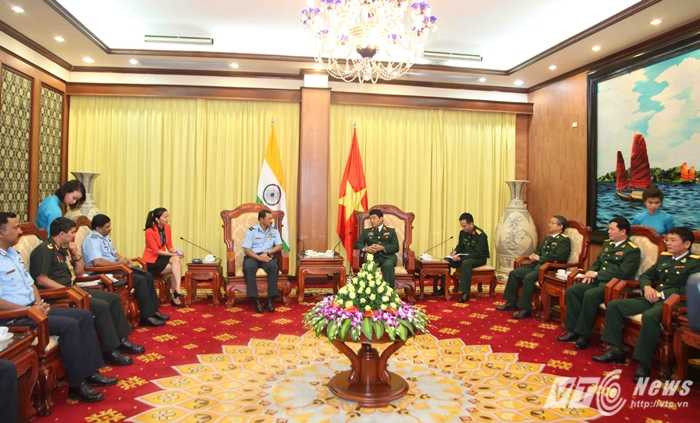 Quang cảnh buổi hội đàm - Ảnh: Hồng Pha