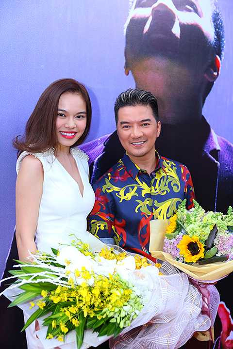 Nữ ca sĩ Giang Hồng Ngọc đến chung vui cùng Mr.Đàm.