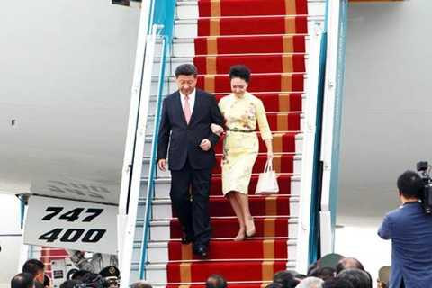 Chủ tịch Trung Quốc Tập Cận Bình và phu nhân Bành Lệ Viện - Ảnh: Phạm Hải/ Vietnamnet