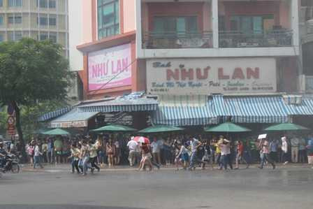 Khói lửa bao trùm tòa nhà cao nhất TP.HCM