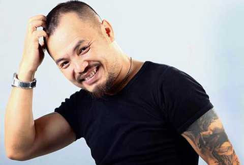 Trần Lập bình tĩnh đối mặt với căn bệnh ung thư Trần Lập bình tĩnh đối mặt với căn bệnh ung thư.