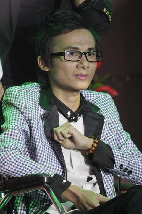 Sự hồi phục đáng kinh ngạc của Thái Lan Viên sau khi ra viện.