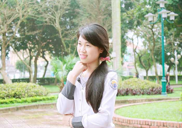 Trần Thị Ngân - nữ thủ khoa Học viện Cảnh sát Nhân dân là cựu học sinh trường THPT Chuyên Lê Hồng Phong (Nam Định)