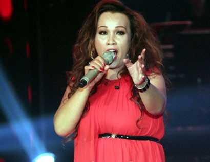 Sư tử Kim Loan, học trò của Trần Lập đang chữa trị bệnh tật hơn 1 năm nay. Cô âm thầm cầu chúc cho anh sớm vượt qua để trở lại với sân khấu ca nhạc.