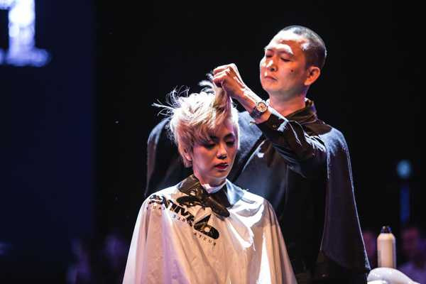 NTMT Hoàng Minh Tâm mang đến bộ sưu tập Forgotten beauty - Vẻ đẹp lãng quên