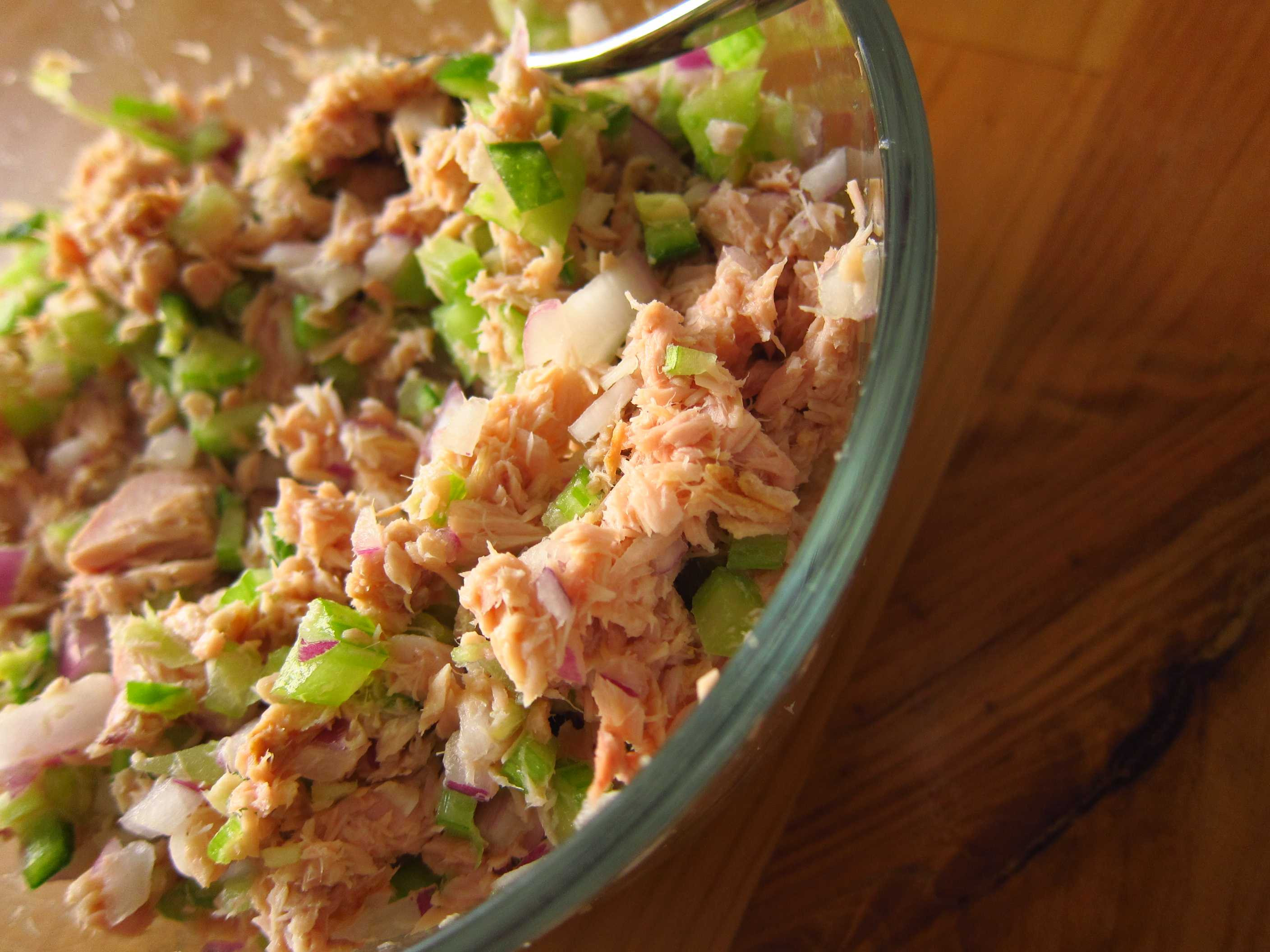 Top 5 thực phẩm giúp bạn đặt lưng xuống giường là ngủ liền