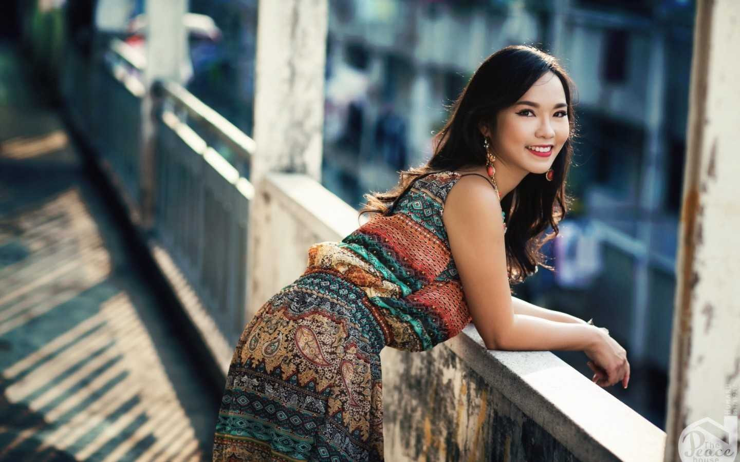 Tử vi 06/11: Bạch Dương cần mạnh dạn hơn trong công việc