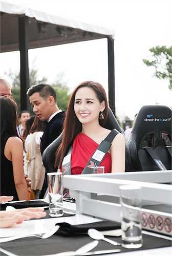 Cùng ngắm thêm những hình ảnh khác trong sự kiện: