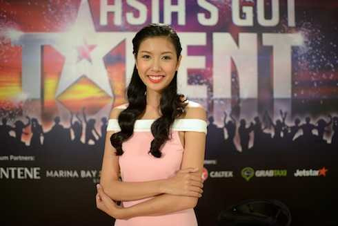 Thuý Vân làm MC tại Asia's Got Talent.