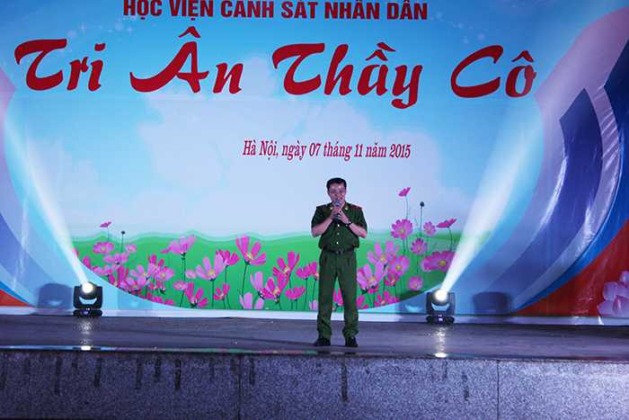 Sinh viên Học viện Cảnh sát tri ân thầy cô nhân ngày 20/11