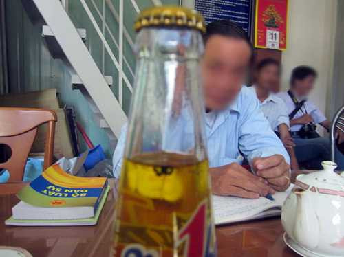 Vụ chai nước ngọt Number One có ruồi được dư luận rất quan tâm 