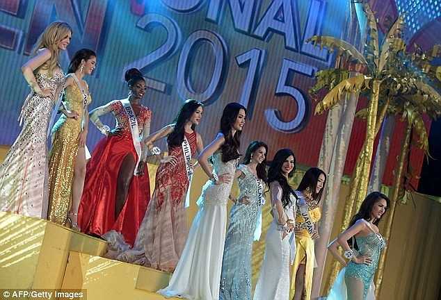 Hình ảnh đêm chung kết Hoa hậu chuyển giới quốc tế 2015 được đánh giá quy mô và sang trọng không kém cạnh bất kỳ cuộc thi sắc đẹp tầm quốc tế nào.