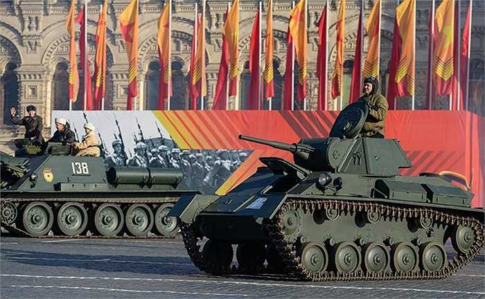Xe tăng hạng nhẹ T-70 của Liên Xô trong Thế chiến II