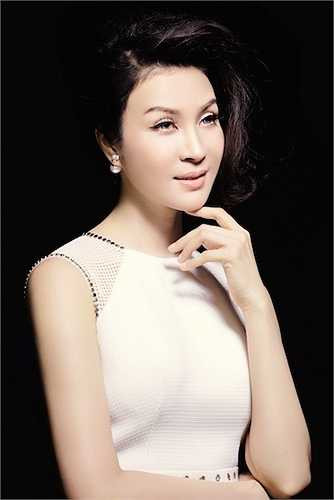 Thành đạt và xinh đẹp, MC Thanh Mai trở thành mẫu phụ nữ được nhiều người ngưỡng mộ.