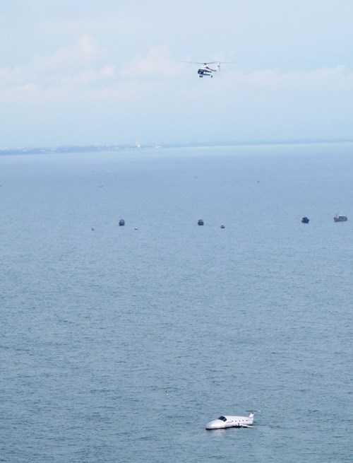 Máy bay đã phát hiện mục tiêu bị nạn dưới đất