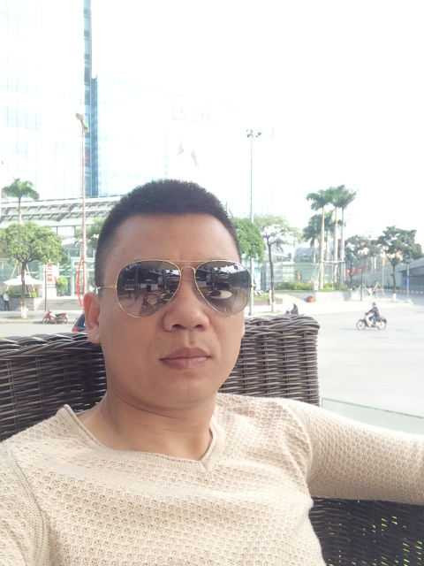 Nghẹt thở cuộc giải cứu 8 người trên xe khách bị cuốn trôi ở Khánh Hòa