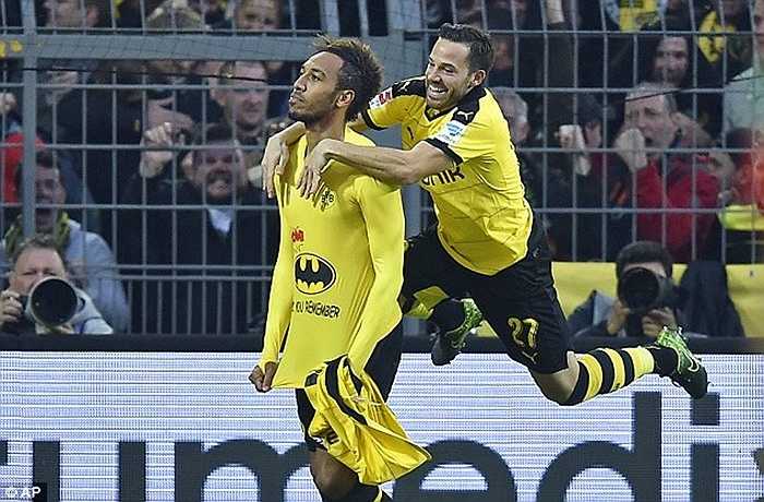 Pierre-Emerick Aubameyang chuyển sang Dortmund từ mùa hè 2013 nhưng phải đến tận năm nay, chân sút người Gabon mới tỏa sáng rực rỡ