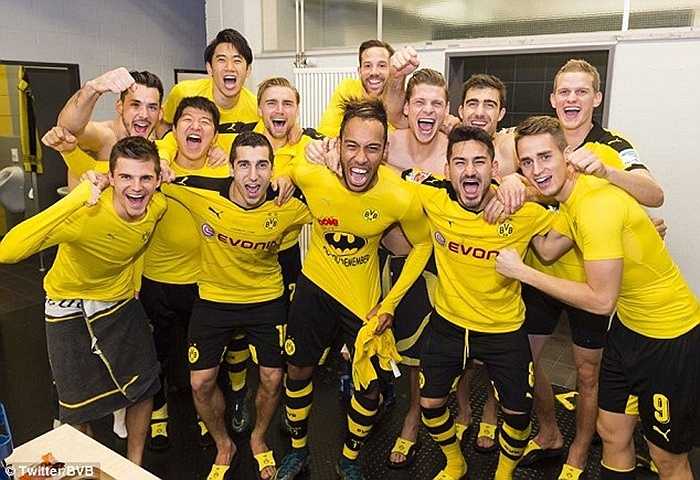 Nhưng không mấy người bận tâm về điều này bởi chính Aubameyang đã giúp Dortmund có chiến thắng ấn tượng trước Schalke 04 trong trận derby vùng Ruhr
