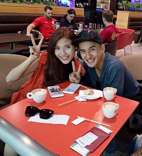 Sau khi kết thúc buổi chụp hình, cặp đôi vui vẻ cùng nhau đi thăm thú nhiều nơi tại Mỹ. 