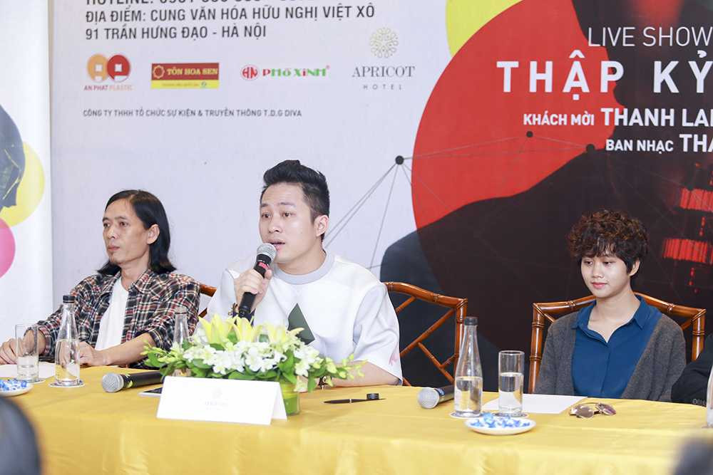 Ê kíp thực hiện livshow Thập kỷ hoan ca (từ trái qua) nhạc sỹ Thanh Phương, ca sỹ Tùng Dương, Lê Cát Trọng Lý