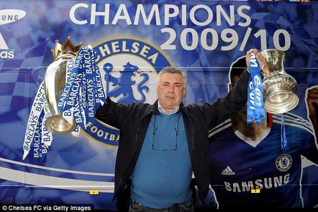 Ancelotti từng có quãng thời gian ngắn ngủi dẫn dắt Chelsea nhưng đủ để có cú đúp danh hiệu