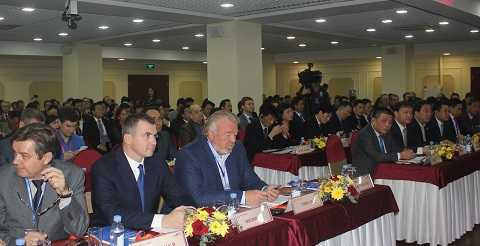 Toàn cảnh diễn đàn