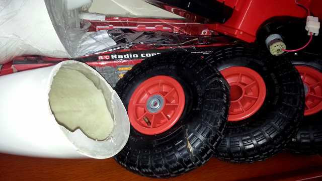 Hà Nội: Đường dây ma túy giấu 'hàng khủng' trong lốp ô tô đồ chơi