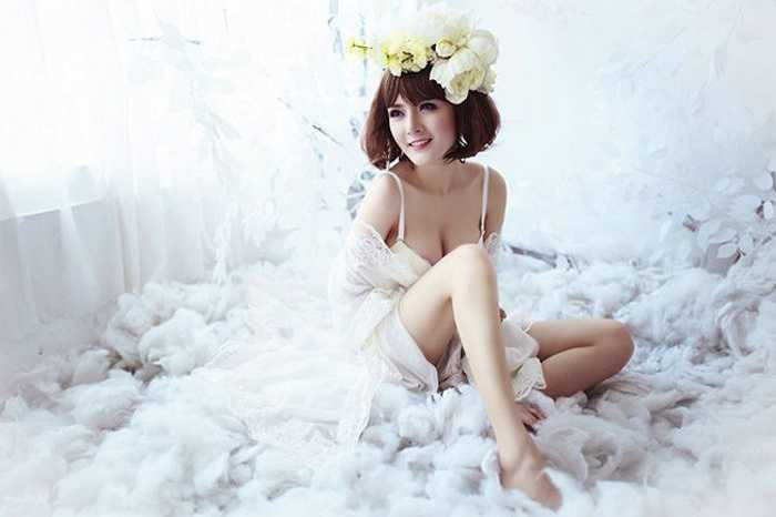 Lilly Luta được mệnh danh là búp bê Việt. 