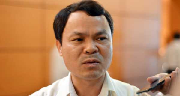 Đại biểu Nguyễn Tiến Sinh (Hòa Bình)