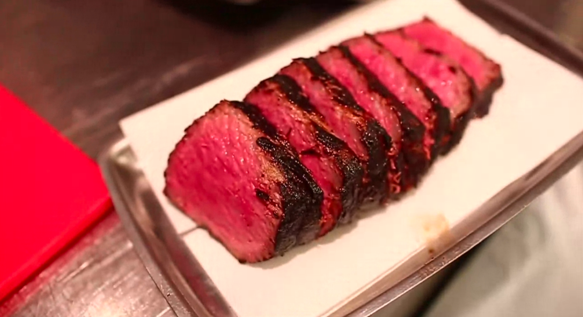 10 món ăn 'đắt xắt ra vàng'