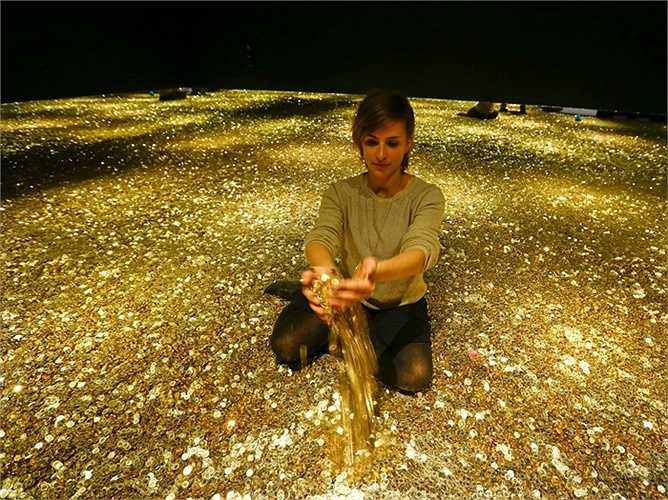 Thụy Sĩ. Trữ lượng vàng: 1.040 tấn. Với hơn 1000 tấn vàng dự trữ, Thụy Sĩ luôn có được chỗ dựa rất vững chắc để phát triển kinh tế