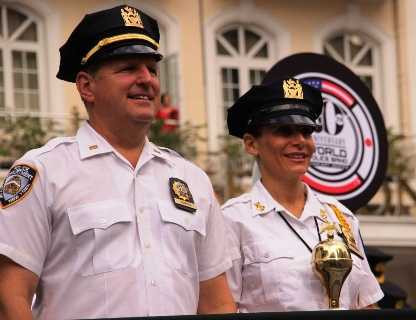 Hàng trăm cảnh sát thế giới ‘náo động’ đường phố Sài Gòn