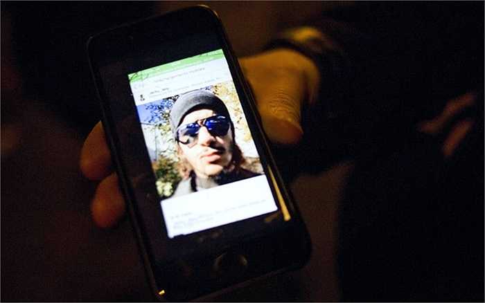 Hình ảnh một nạn nhân được đưa lên mạng xã hội