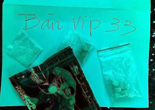 Nhiều ma túy tại các bàn Vip bị thu giữ. Ảnh: Quốc Thắng. Nhiều ma túy tại các bàn Vip bị thu giữ. Ảnh: Quốc Thắng.