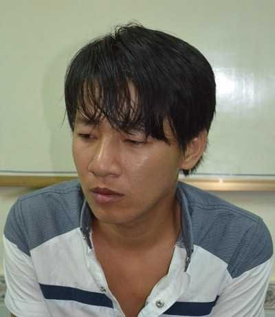 Hung thủ Liên Quốc Cường ra đầu thú vào rạng sáng ngày 15/11.