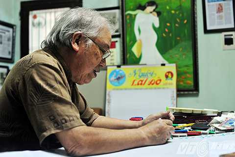 Nhờ biệt tài vẽ vời như vậy, anh lính trẻ Vũ Đức Quỳnh được giao một trọng trách hết sức quan trọng: Vẽ báo tường để cổ động cũng như làm đời sống anh em thêm phong phú. Những trang vẽ, những tờ báo tường của ông được đồng đội hết sức nâng niu gìn giữ và chia sẻ với nhau như một báu vật nơi chiến trường khốc liệt.